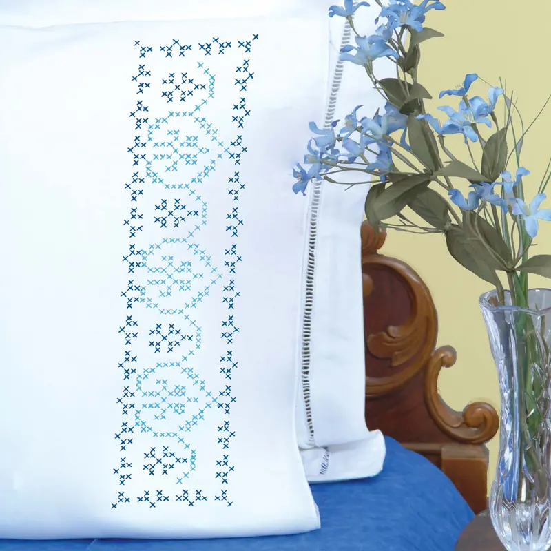 Americana Cross-Stitch Pillowcases – Vintage Perle-Edge Style (1600366) 1
