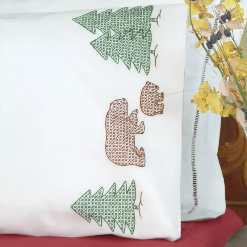 'Bears In The Woods' Perle Edge Pillowcases – Nature-Inspired Bedding Set (Style 1600-316) 1