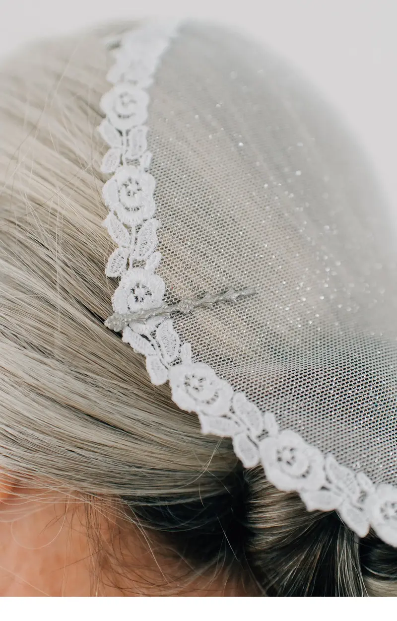 Floral-Stemmed White Bobby Pins – Decorative Hair Accessories (Model Bp17509Wh) 1