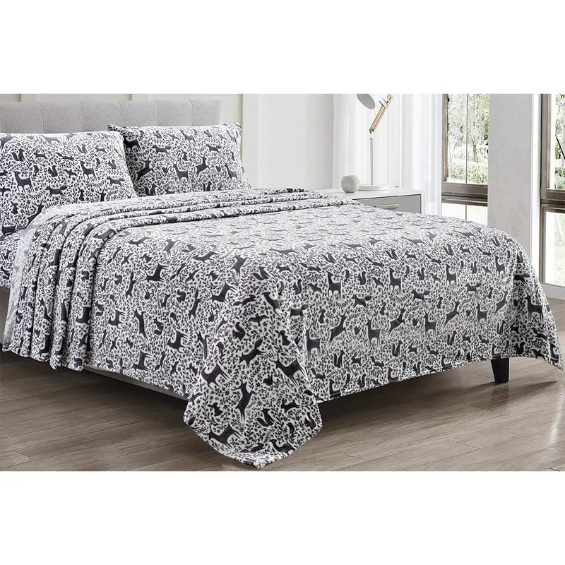 Forest Friends Plush Sheet Set – 4-Piece Toddler Bedding 1