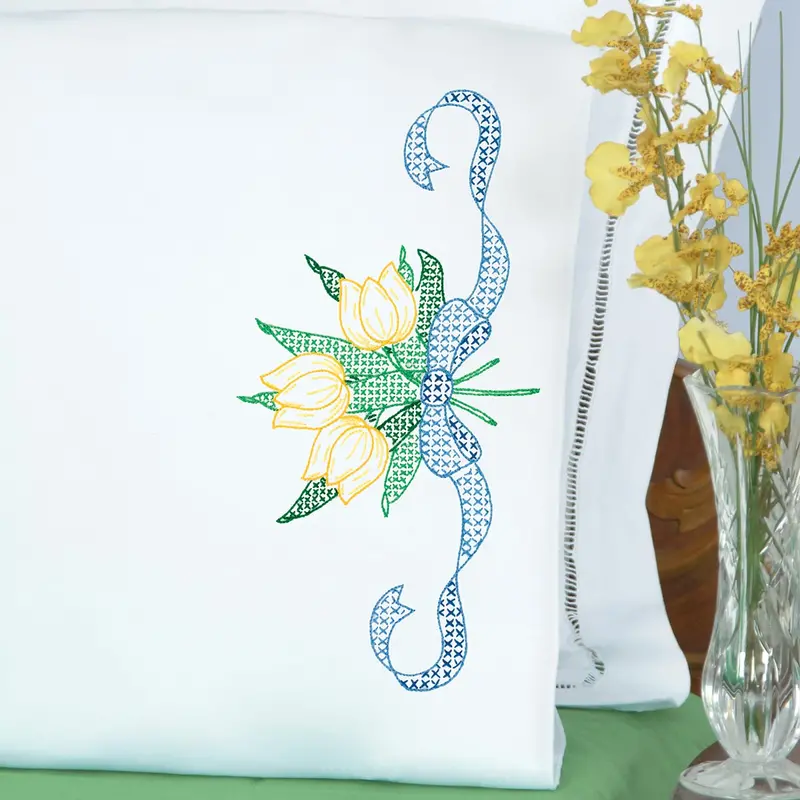 Tulips & Ribbon Perle-Edged Pillowcases – Decorative Bedding 1